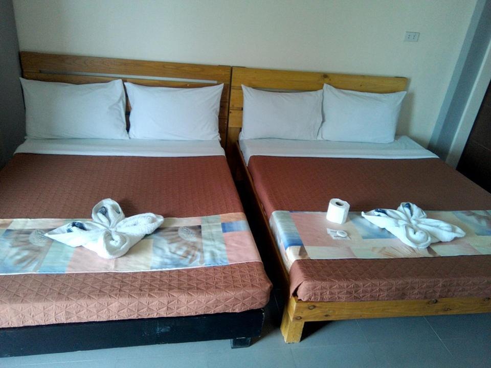 Miami Heat Beach Resort Morong  Zewnętrze zdjęcie