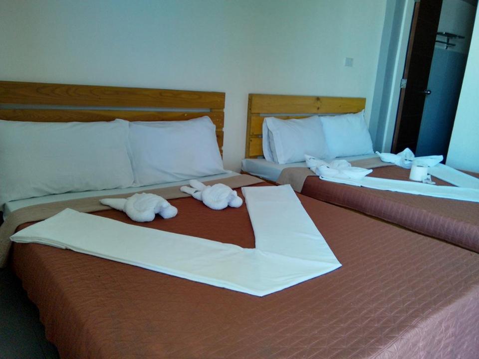 Miami Heat Beach Resort Morong  Zewnętrze zdjęcie